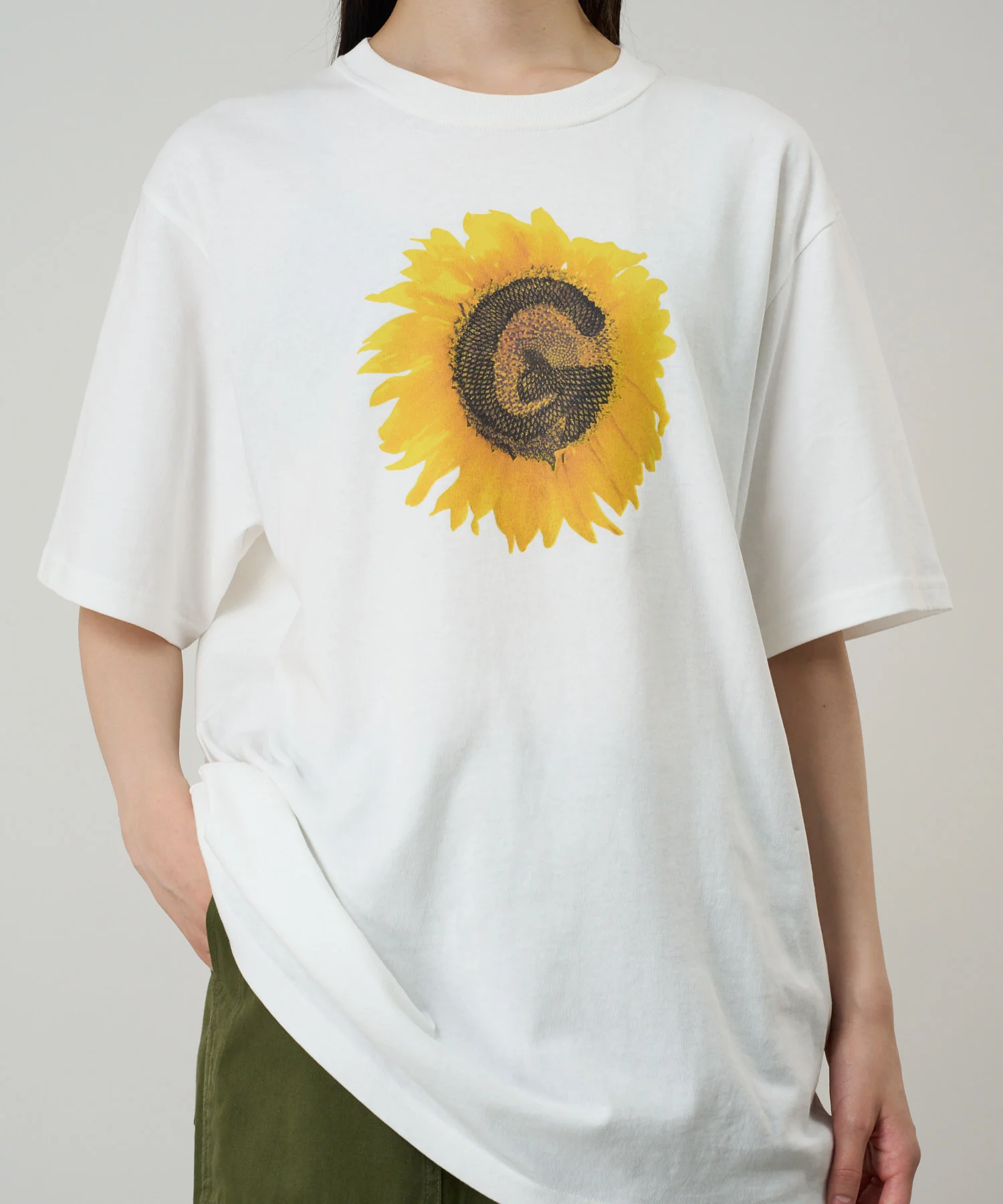 G-Flower Tee - White - Image 2