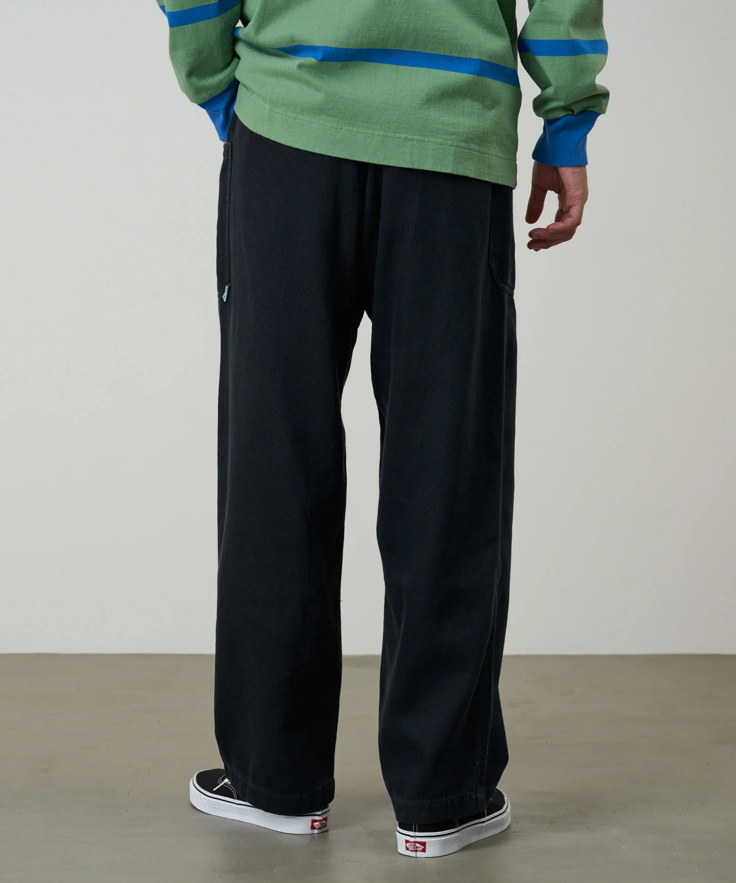 Hemp Relaxed Pant - Carbon - Image 3